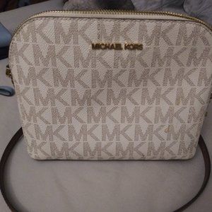 Michael Kors Crossbody Purse